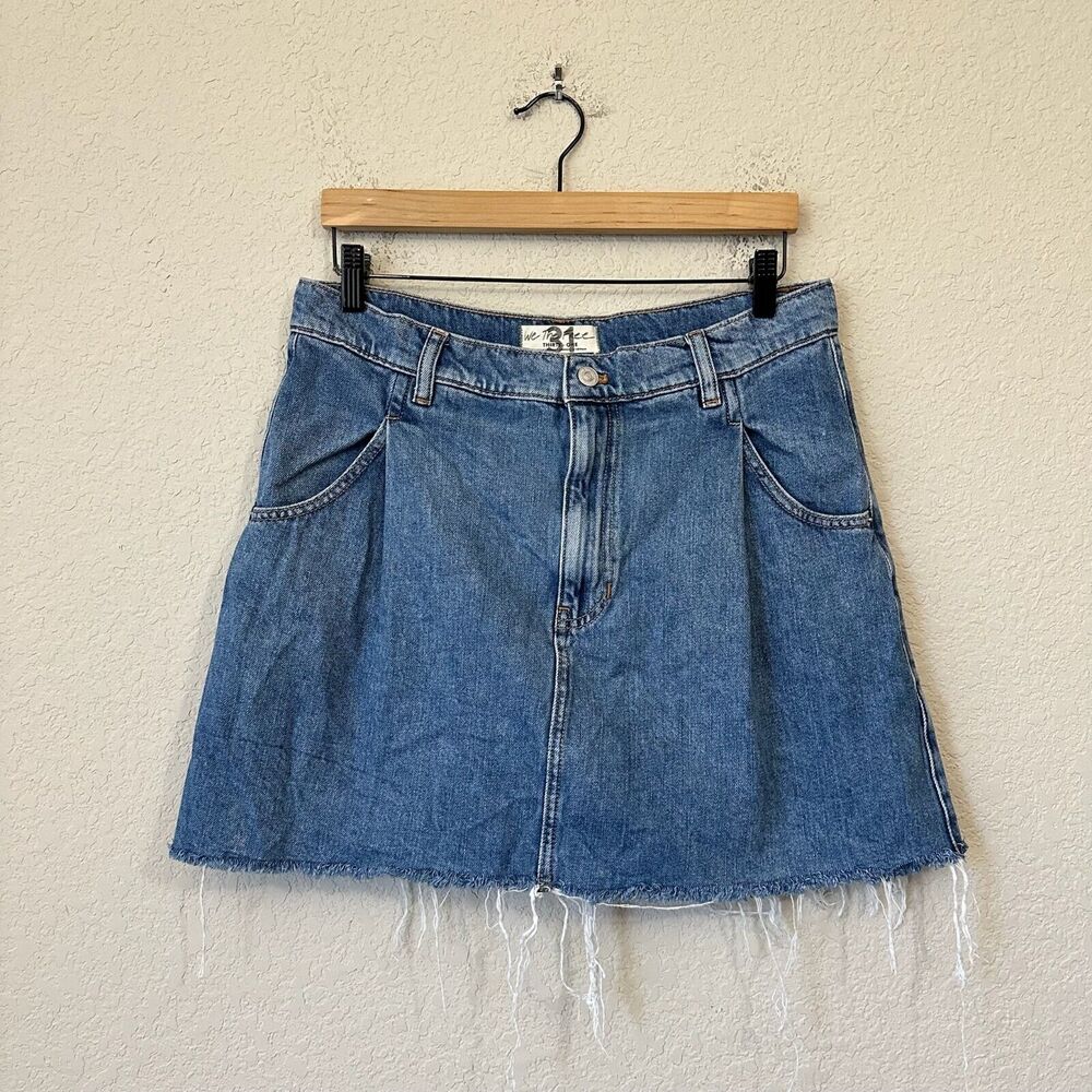 WE THE FREE PEOPLE Cosmico Flirt Mini Skirt Blue Denim Pleated Frayed